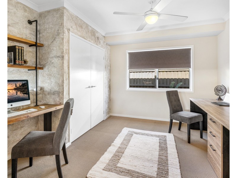 39 Parkview Dr, Little Mountain QLD 4551