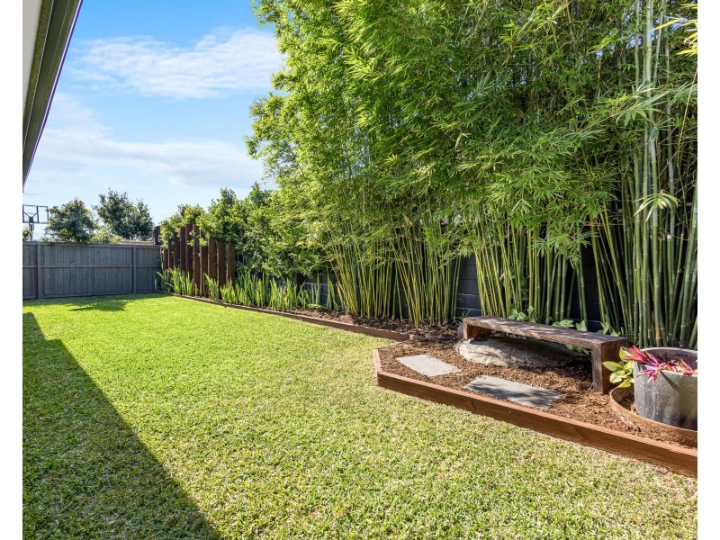 39 Parkview Dr, Little Mountain QLD 4551