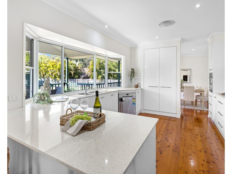 7 Phar Lap Court, Little Mountain QLD 4551