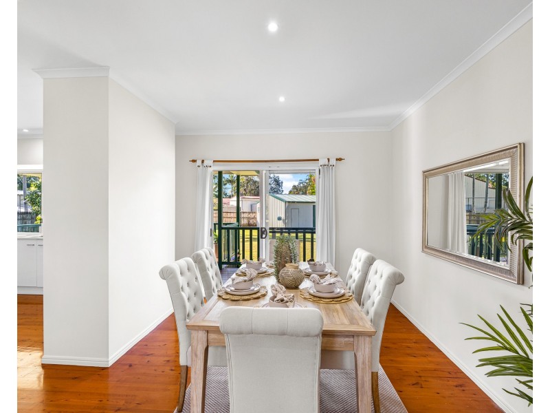 7 Phar Lap Court, Little Mountain QLD 4551