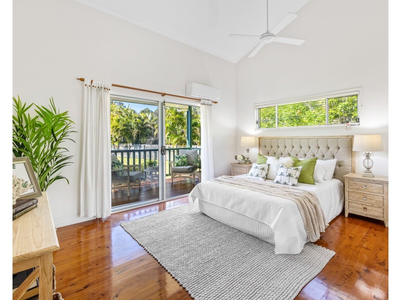 7 Phar Lap Court, Little Mountain QLD 4551