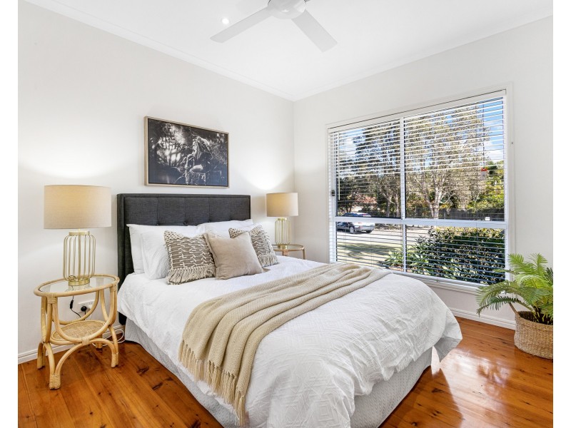 7 Phar Lap Court, Little Mountain QLD 4551