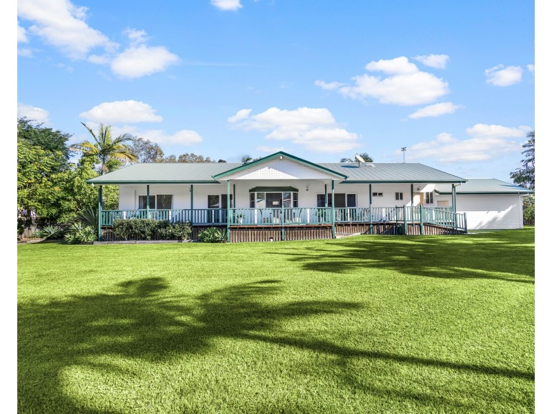 7 Phar Lap Court, Little Mountain QLD 4551