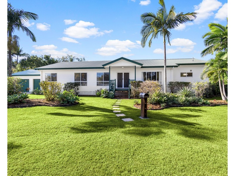 7 Phar Lap Court, Little Mountain QLD 4551