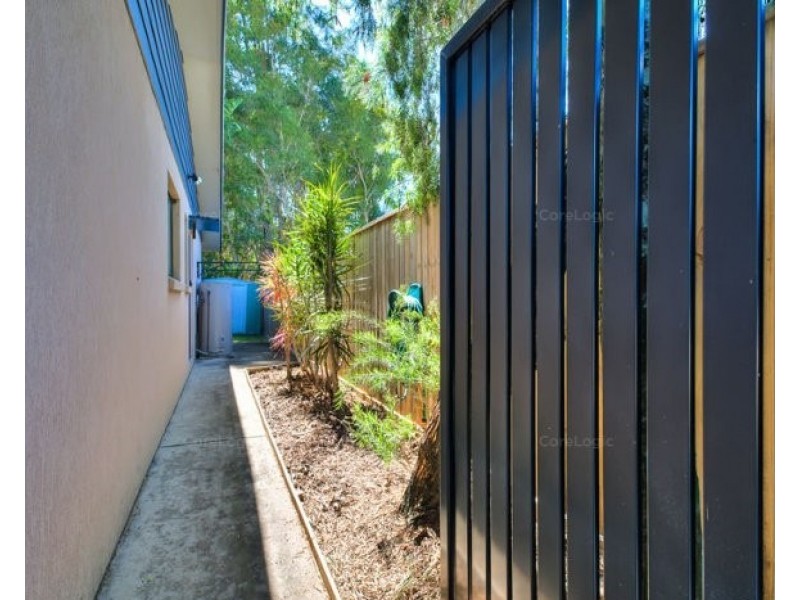 2/6 Moomba St, Pacific Paradise QLD 4564
