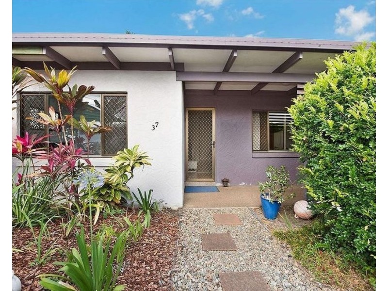 37 Bauhinia Drive, Mooloolaba QLD 4557