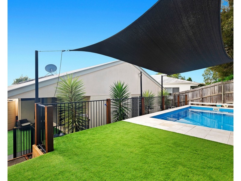 36 Kurrimine Cres, Mountain Creek QLD 4557