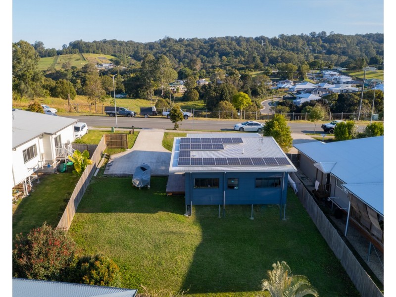 33 Burnside Road, Burnside QLD 4560