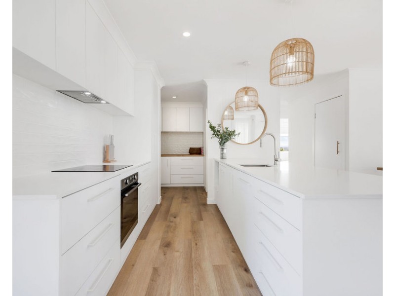 67 Tantula Road West, Alexandra Headland QLD 4572