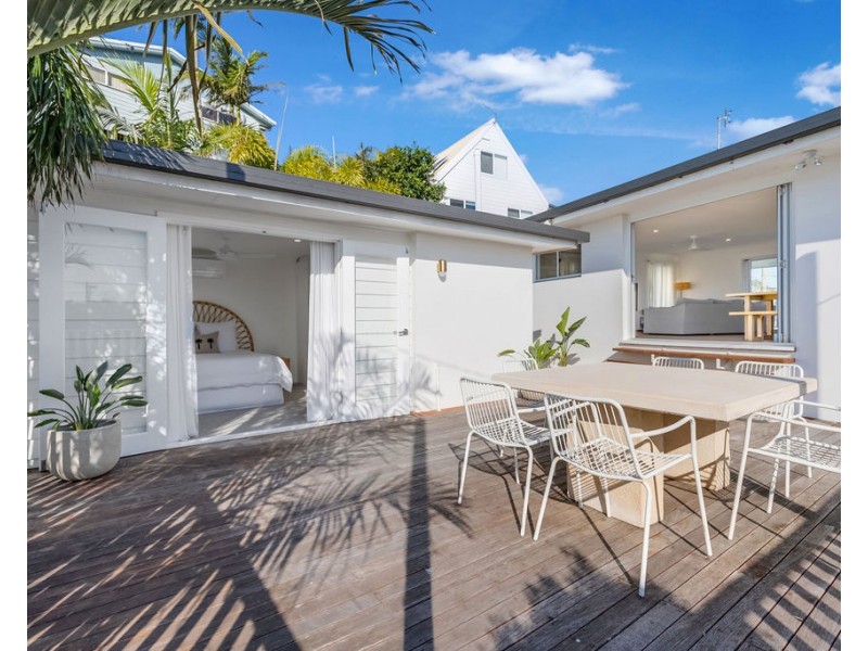 67 Tantula Road West, Alexandra Headland QLD 4572