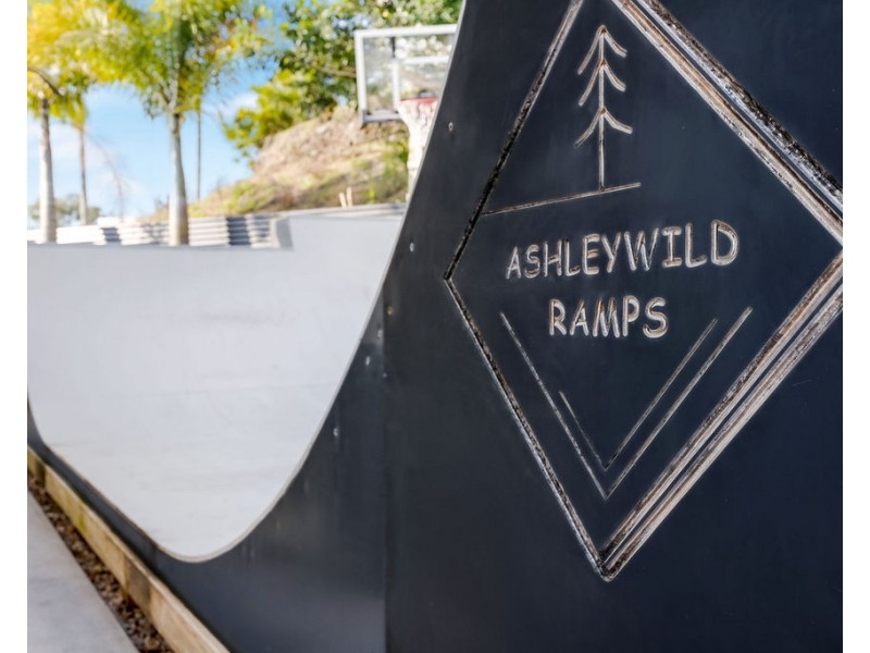 67 Tantula Road West, Alexandra Headland QLD 4572