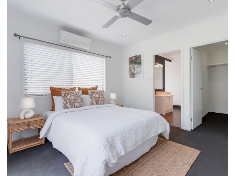 11 Cockatoo Cres, Forest Glen QLD 4556