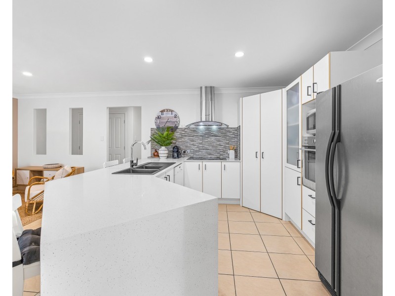 114 Mountain Creek Rd, Buderim QLD 4556