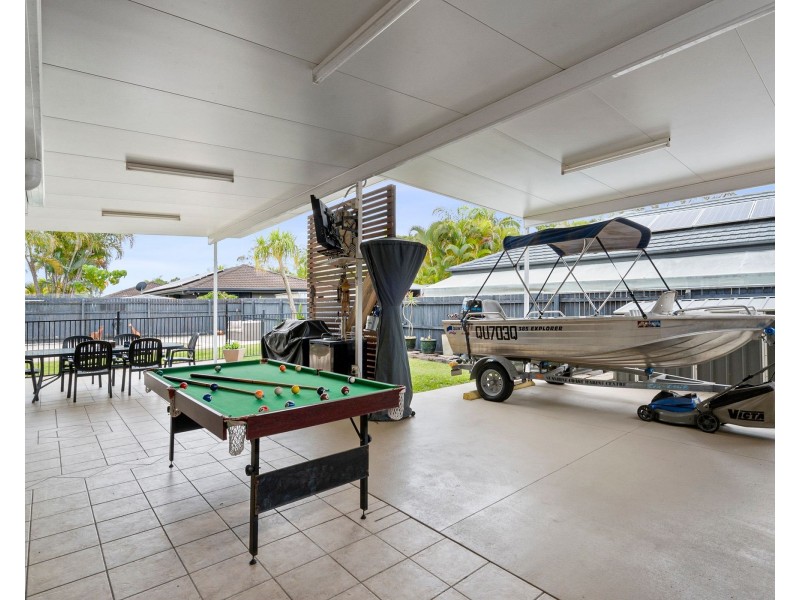 5 Silveroak Court, Mountain Creek QLD 4557