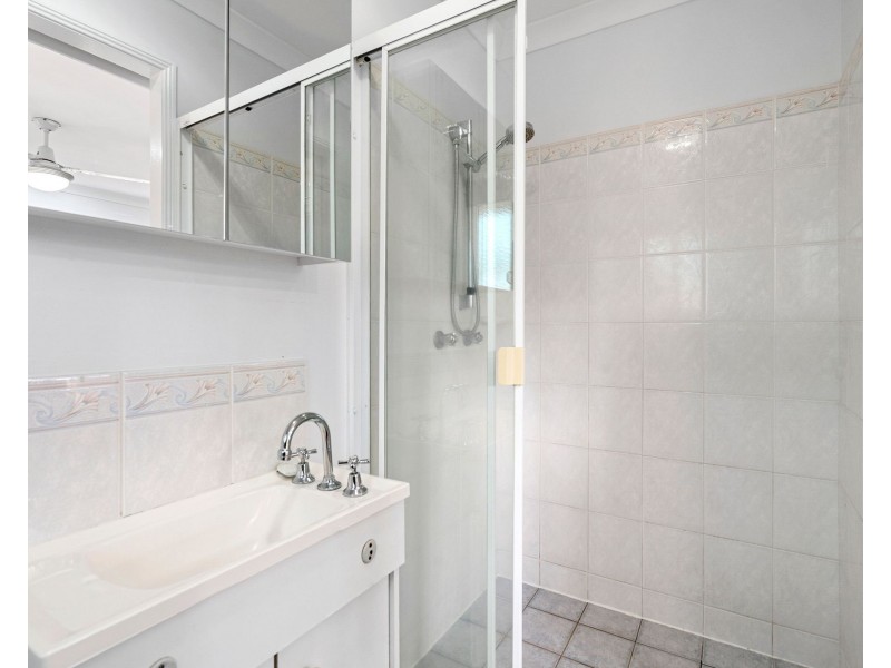 5 Silveroak Court, Mountain Creek QLD 4557