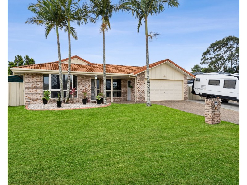 5 Silveroak Court, Mountain Creek QLD 4557