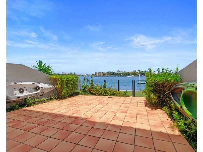 5/57-59 River Esplanade, Mooloolaba QLD 4557