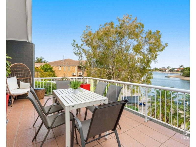 4/12 Carrothool Place, Mooloolaba QLD 4557