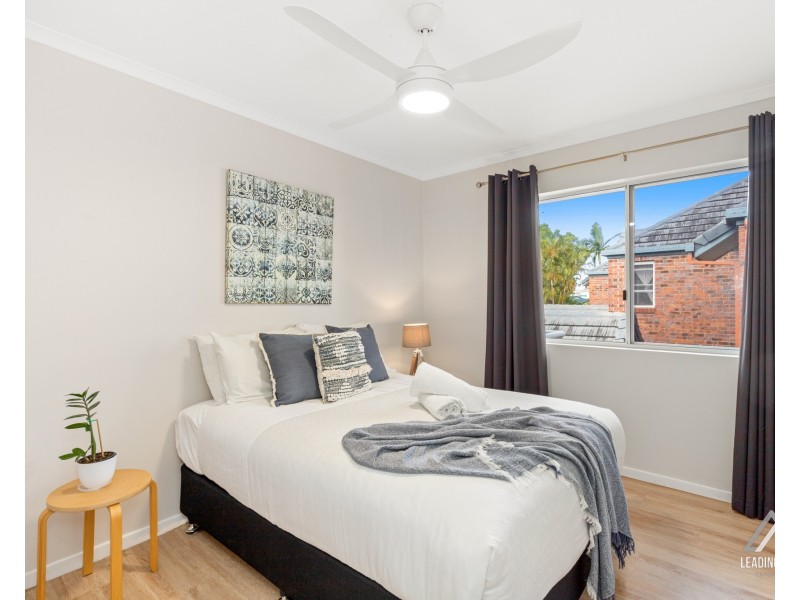 4/12 Carrothool Place, Mooloolaba QLD 4557