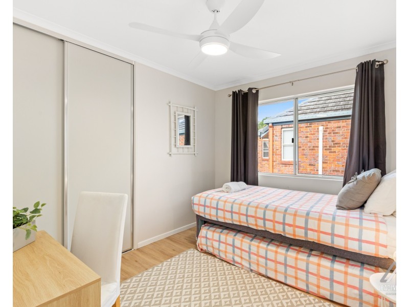 4/12 Carrothool Place, Mooloolaba QLD 4557