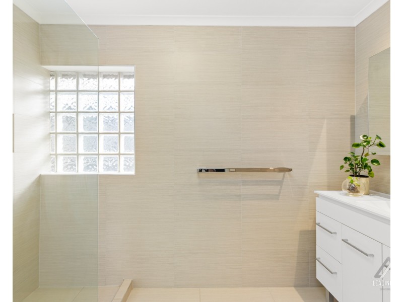 4/12 Carrothool Place, Mooloolaba QLD 4557