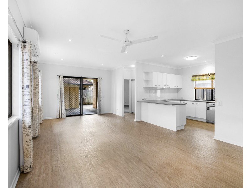 16 Griffin Cres, Caloundra West QLD 4551