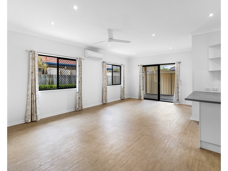 16 Griffin Cres, Caloundra West QLD 4551