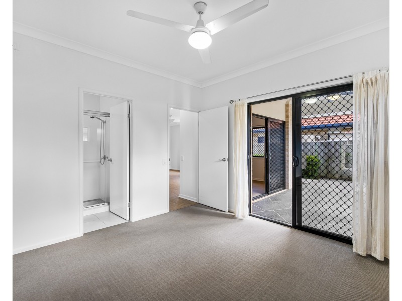 16 Griffin Cres, Caloundra West QLD 4551