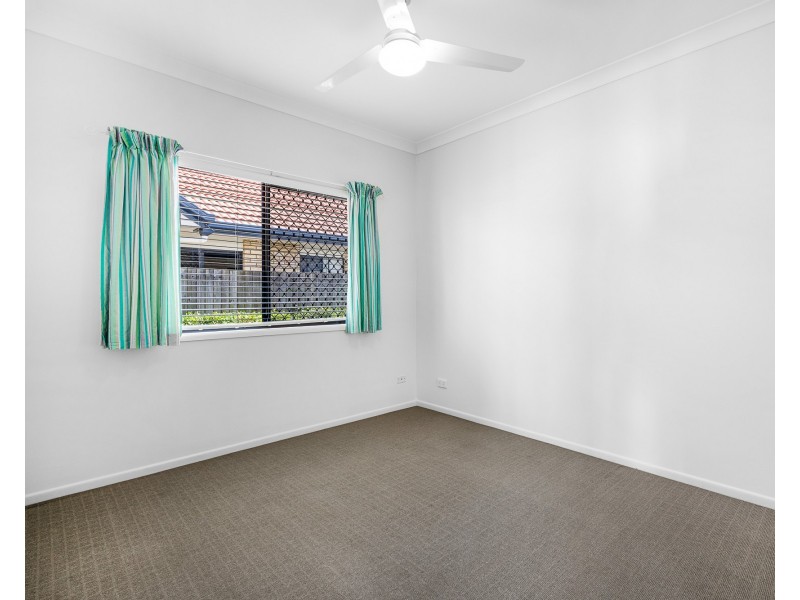 16 Griffin Cres, Caloundra West QLD 4551