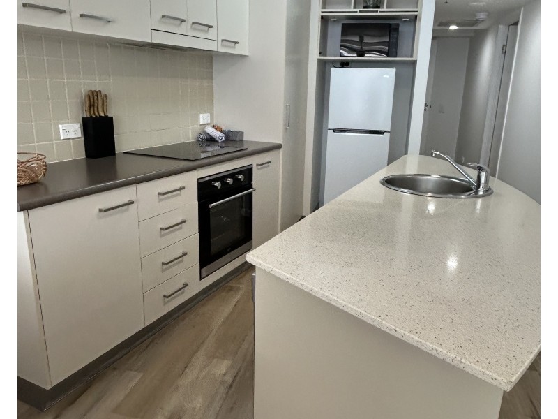 403/19 First Ave, Mooloolaba QLD 4557