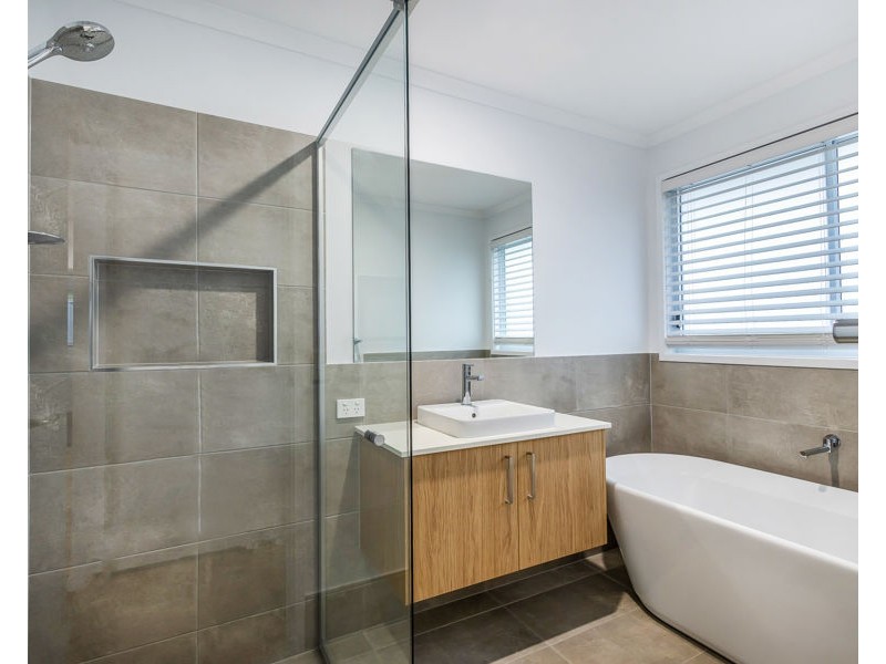 2 4 Tulip Lane, Buderim QLD 4556