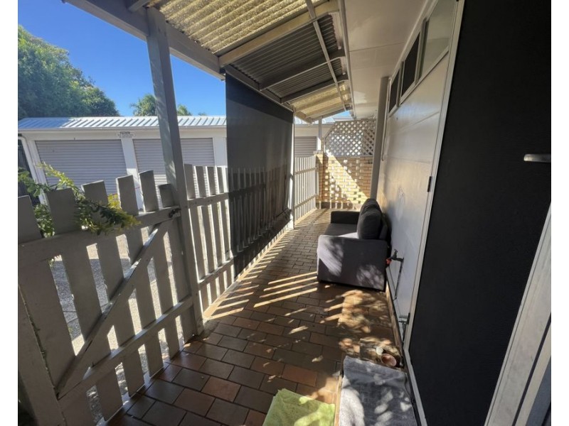 2 127 King St, Buderim QLD 4556