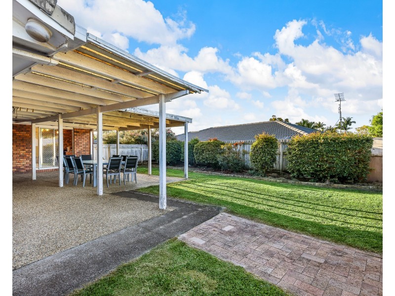 19 Callistra Cres, Buderim QLD 4556