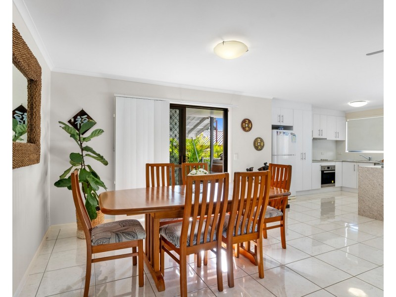 87 Gloucester Rd, Buderim QLD 4556