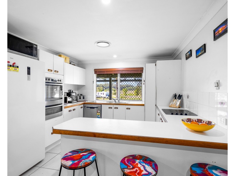 364 Paynters Creek Rd, Rosemount QLD 4560