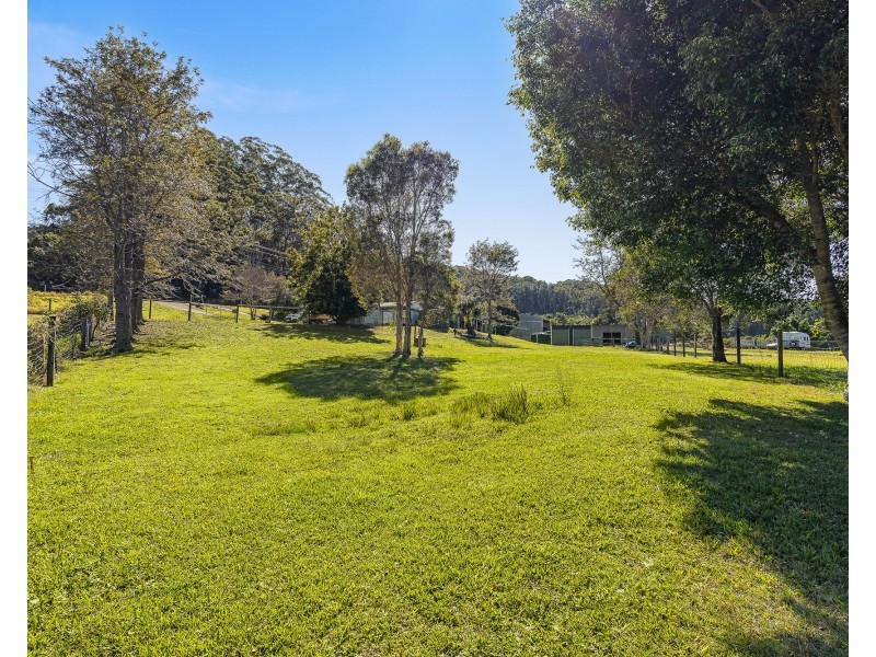 364 Paynters Creek Rd, Rosemount QLD 4560