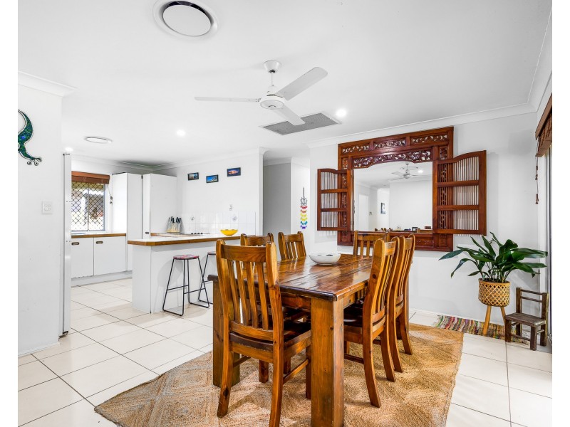 364 Paynters Creek Rd, Rosemount QLD 4560