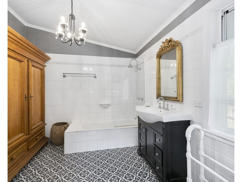 1139 Pomona Kin Kin Rd, Kin Kin QLD 4571