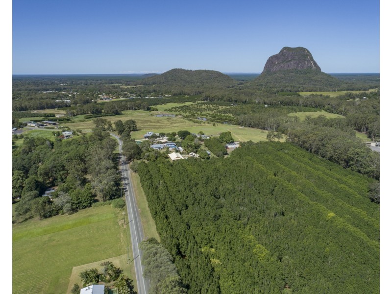 269 Coonowrin Rd, Glass House Mountains QLD 4518