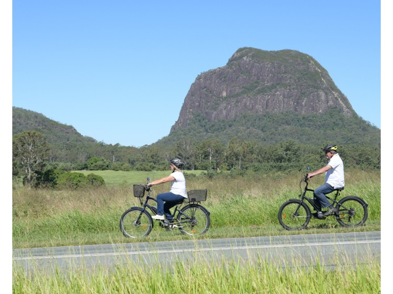 269 Coonowrin Rd, Glass House Mountains QLD 4518