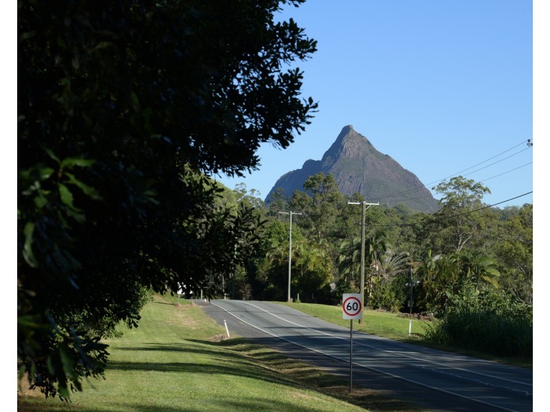 269 Coonowrin Rd, Glass House Mountains QLD 4518