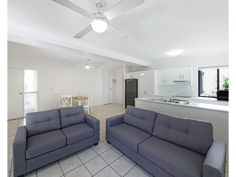 4/19-21 Pandanus St, Mudjimba QLD 4564
