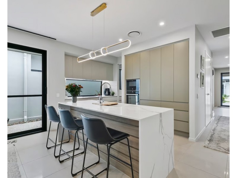 185/2 Retreat Dr, Buderim QLD 4556