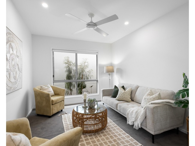 32/16 Grammar School Way, Forest Glen QLD 4556