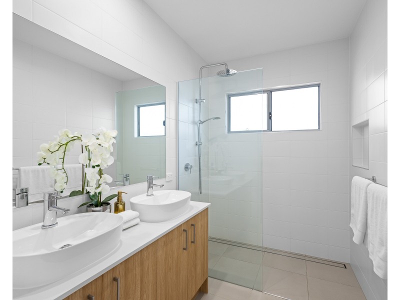 32/16 Grammar School Way, Forest Glen QLD 4556