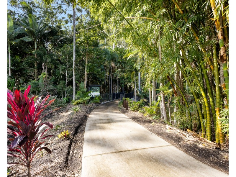 32/16 Grammar School Way, Forest Glen QLD 4556