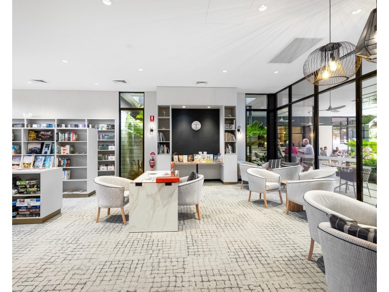 230/2 Retreat Dr, Buderim QLD 4556