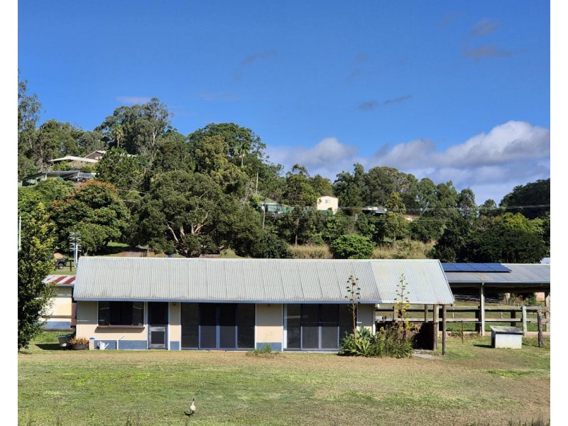 384-398 Blackall Range Road, West Woombye QLD 4559