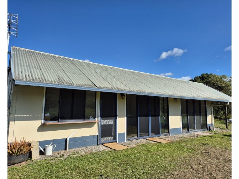 384-398 Blackall Range Road, West Woombye QLD 4559