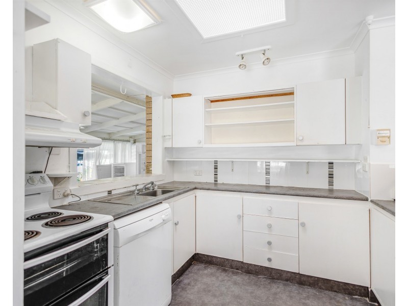 25 Moondarra Crescent, Mooloolaba QLD 4557